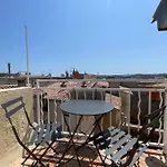 2 Pieces Climatise En Duplex Avec Terrasse